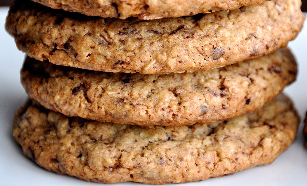 healthy oatmeal cookie tangylife